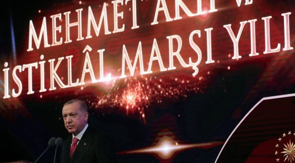  “Millet olarak Mehmet Akif gibi bir şaire, ne kadar şükretsek azdır”