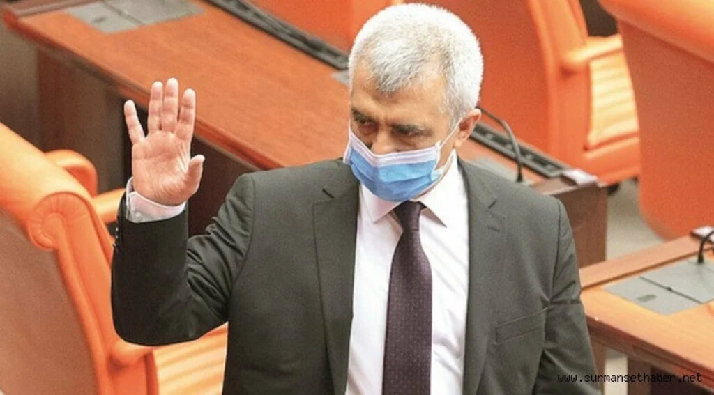 Vekilliği düştü