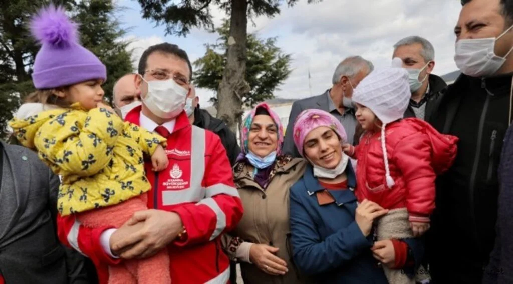 İMAMOĞLU:  “ÇOCUKLARIN TABLET İSTEDİĞİ BİR ORTAMDA BETON KANAL’I KONUŞMAK GÜNAH”