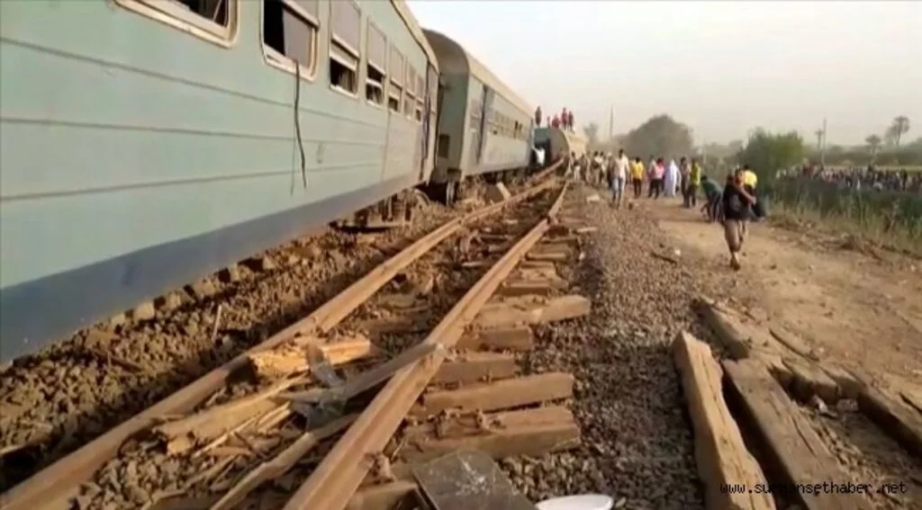 Mısır'da tren kazası: 8 ölü, 100'den fazla yaralı