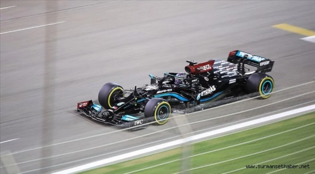 Formula 1 İspanya Grand Prix'sinde pole pozisyonu Hamilton'ın