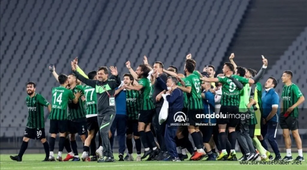Kocaelispor TFF 1. Lig'e yükselen üçüncü takım oldu