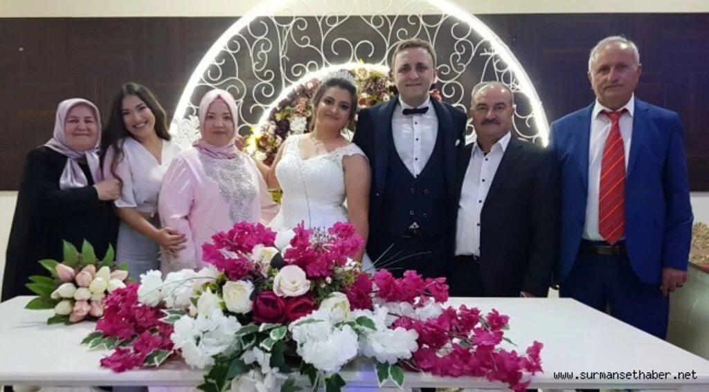 Burak Şahin ile Selen Çelik Dünya Evine Girdi