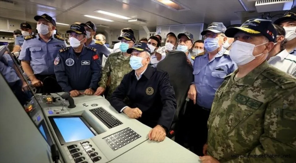 İlk milli Atmaca güdümlü füzesi, Akar ve komutanların katılımıyla test edildi