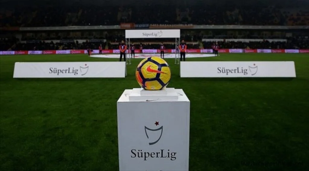 Kulüpler Birliği Vakfı, Süper Lig'in 14 yabancı oyuncuyla devam etmesini talep etti