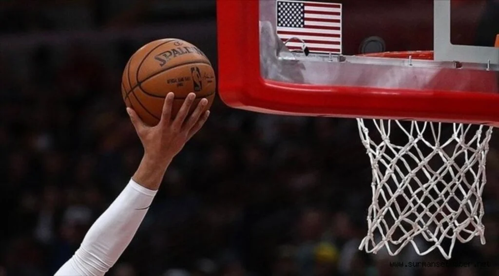 NBA'de Bucks, Hawks karşısında seriyi eşitledi