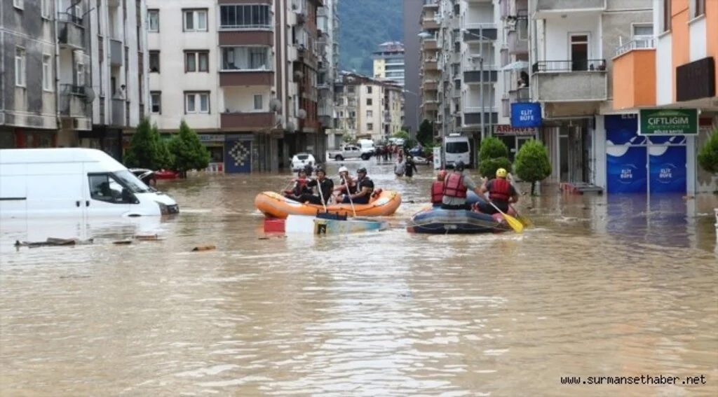 Arhavi'de yaklaşık 450 kişi tahliye edildi