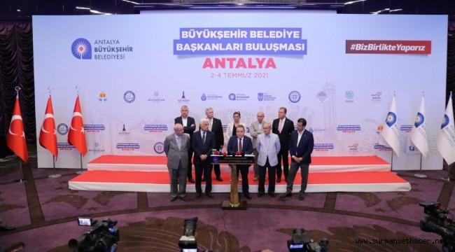 Cumhuriyet Halk Partili Belediye  Başkanları Antalya’da buluştu