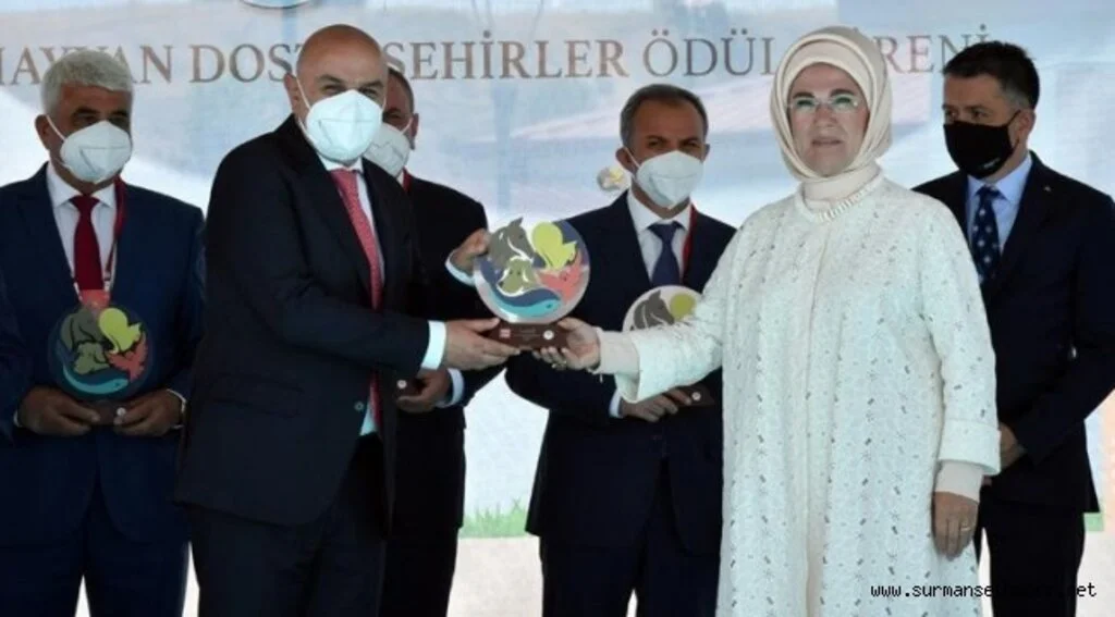 ‘ENPATİ HAYVAN DOSTU ŞEHİRLER’E ÖDÜLLERİ KEÇİÖREN’DE VERİLDİ