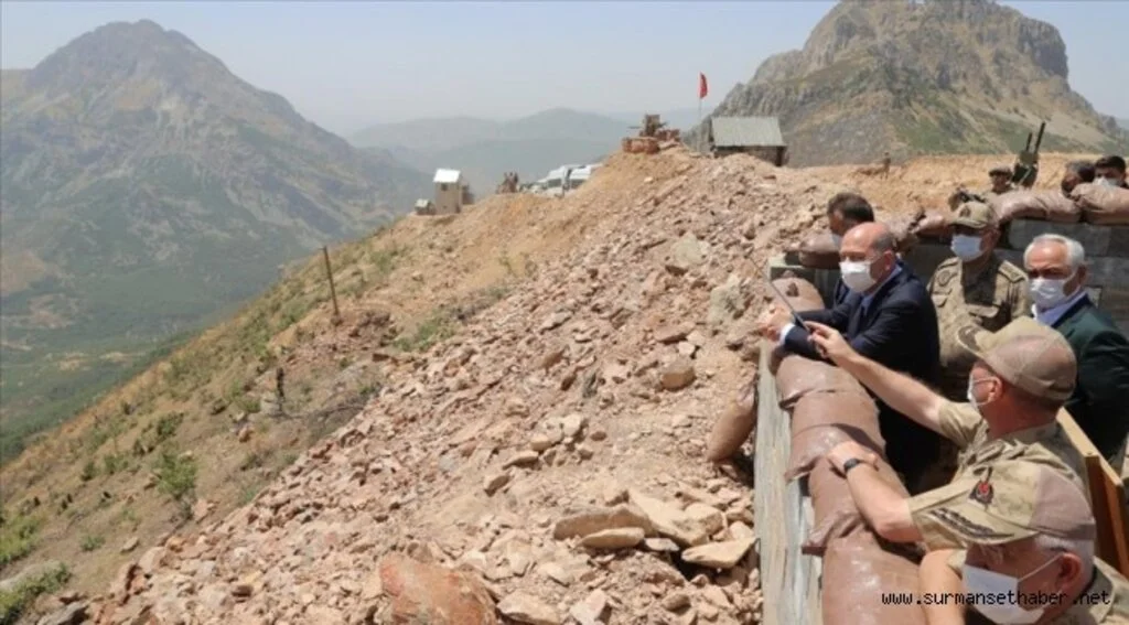 İçişleri Bakanı Süleyman Soylu, Bitlis'te güvenlik toplantısına katıldı