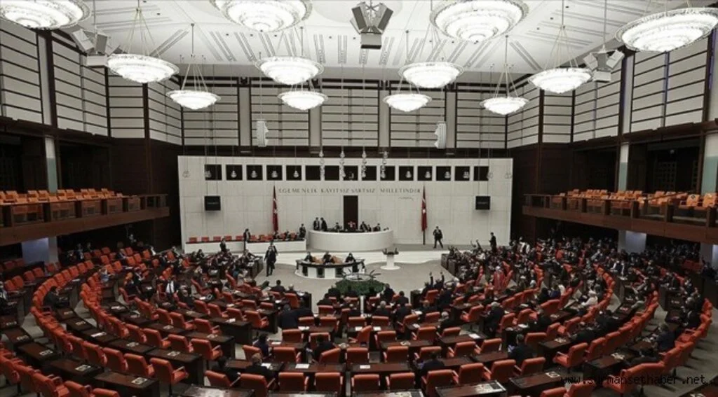 Kılıçdaroğlu'nun da bulunduğu 20 milletvekiline ait dokunulmazlık dosyaları TBMM Başkanlığına sunuldu