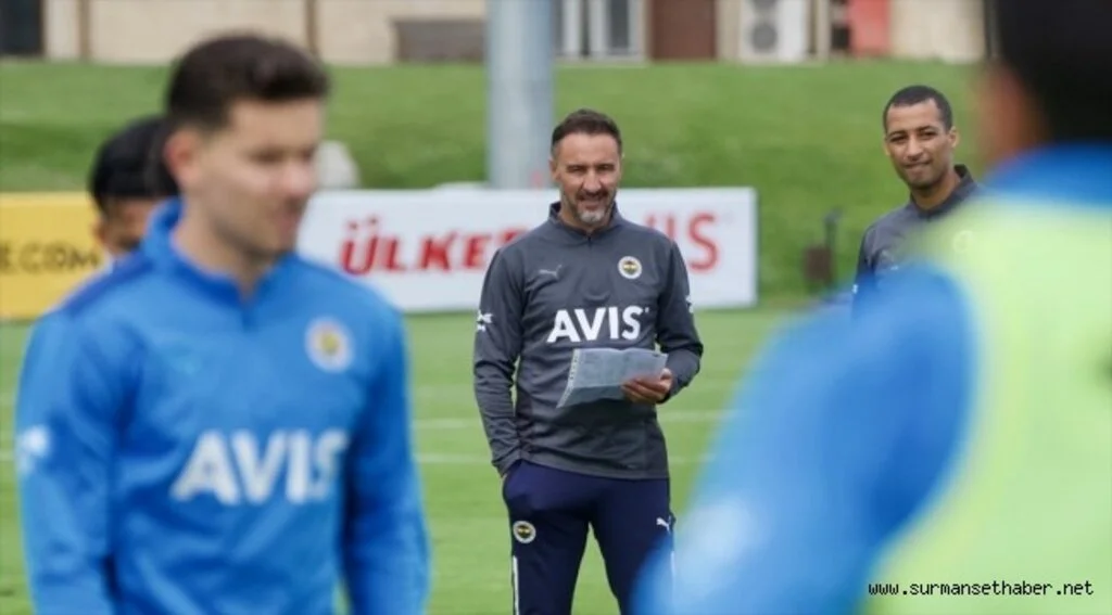 Pereira'dan futbolcularına uyarılar: Futbol kariyerinizin kıymetini bilin