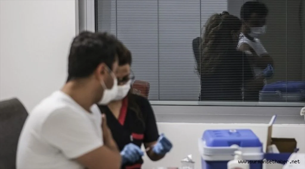 Başkent yüzde 75'i aşan aşılanma oranıyla düşük riskli iller arasına girdi