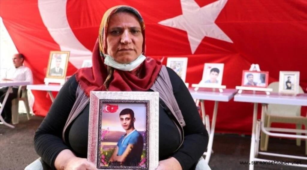 Diyarbakır annelerinden Demir: Çocuğumu almadan buradan gitmeyeceğim