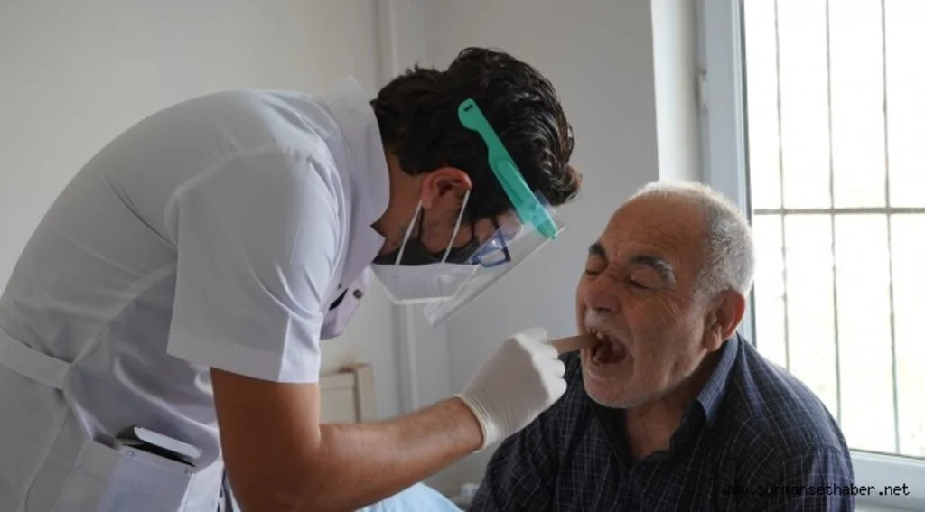 KEÇİÖREN’DEKİ HUZUREVİNDE 60 YAŞLIYA DİŞ TARAMASI YAPILDI