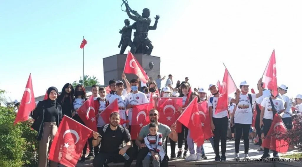 MUAYTHAİ TURNUVASINDA İLKADIMLI SPORCULAR 7 MADALYA İLE BAŞARIYA İMZA ATTILAR