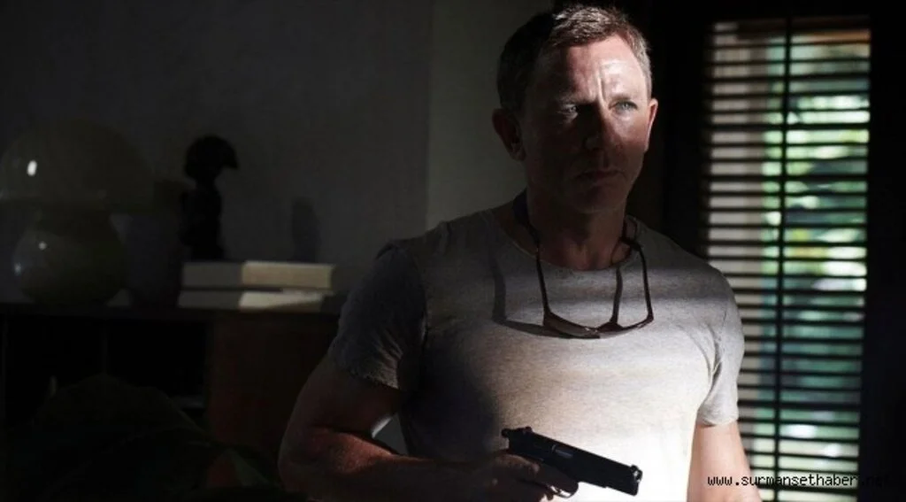 Daniel Craig son kez 'James Bond' olarak beyaz perdede