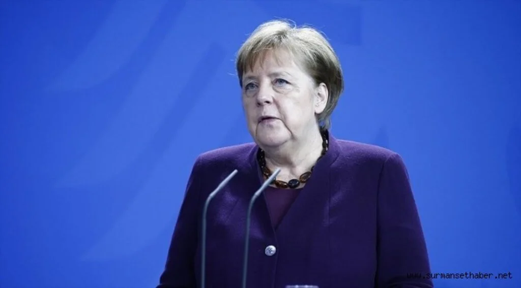 Merkel'den 'aşı olun' çağrısı