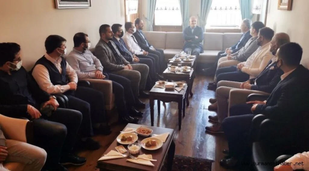 Yusuf Ziya Yılmaz ''Gençlerimizin her zaman yanındayız''