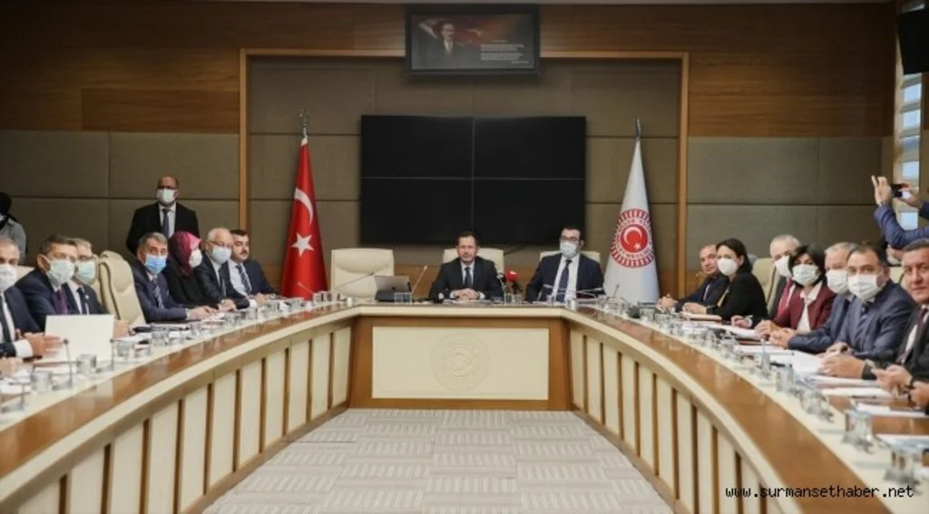 Kooperatiflere yeni düzenlemeler getiren kanun teklifi, TBMM Sanayi ve Ticaret Komisyonunda kabul edildi