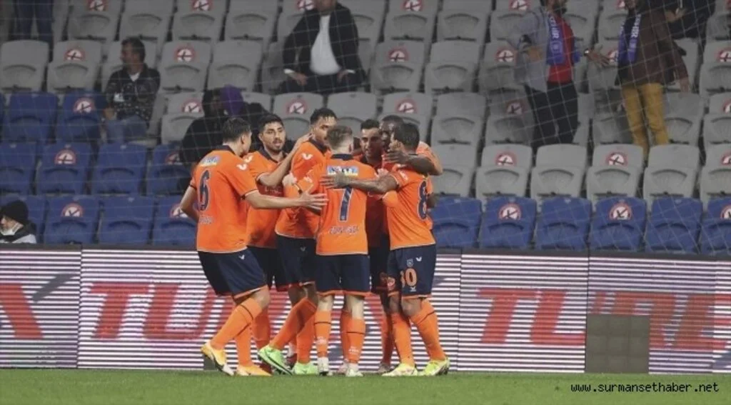 Medipol Başakşehir, Emre Belözoğlu dönemine Beşiktaş galibiyetiyle başladı