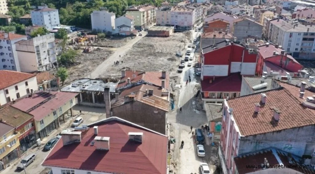 Selde zarar gören Kastamonu yollarında yenileme çalışmaları sürüyor