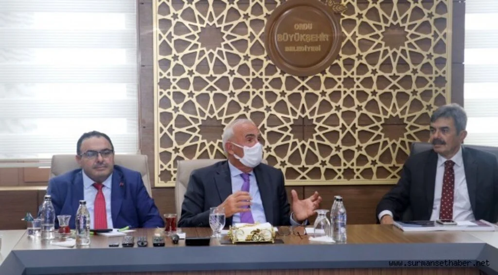 Yusuf Ziya Yılmaz; "Halkımızın memnuniyeti ön planda olmalı"