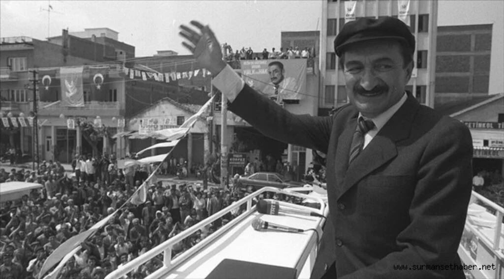 Bülent Ecevit'in vefatının üzerinden 15 yıl geçti