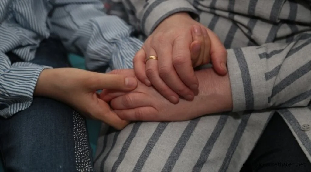 Evlat edindirilerek aile sıcaklığını hisseden çocuk sayısı 18 bini geçti