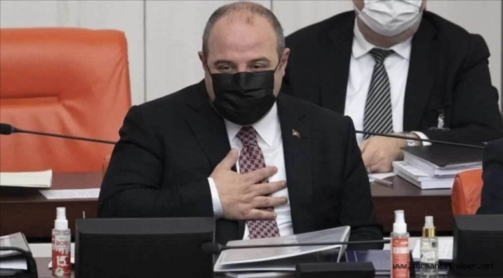 Sanayi ve Teknoloji Bakanı Varank, üçüncü çocuğunun doğum haberini TBMM'de aldı
