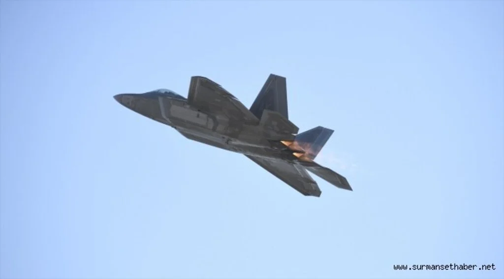 ABD'ye ait F-35C uçağı Güney Çin Deniz'inde düştü