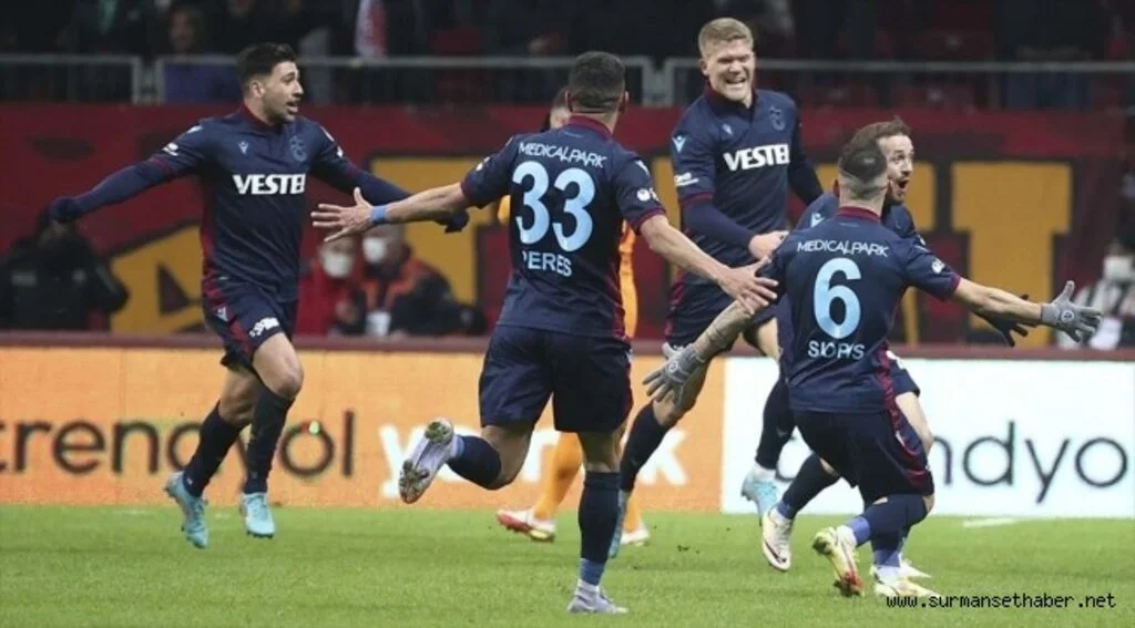 Trabzonspor, 15 haftadır liderlik koltuğunda