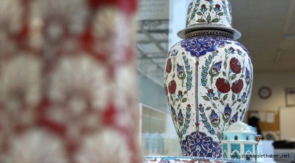 UNESCO Yaratıcı Şehirler Ağı'na alınan Bursa'nın ipeği ve çinisi dünyaya tanıtılacak