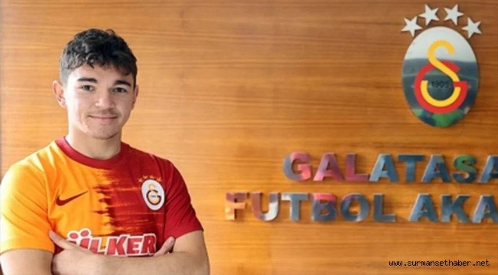 Galatasaray altyapıdan Selman Faruk Dibek'i profesyonel yaptı