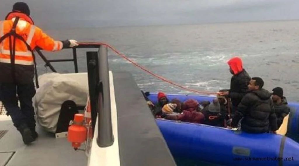 Yunanistan'ın Ölüme İttiği Düzensiz Göçmenler Kurtarıldı