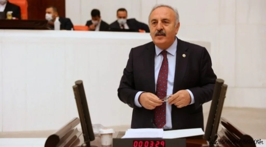 İYİ Parti’li Bedri Yaşar; “Çarşamba Şeker Fabrikasının Açılması İçin Daha Neyi Bekliyoruz?”