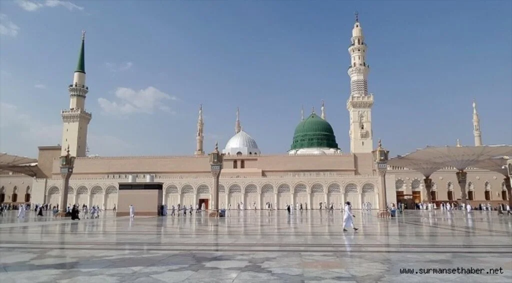 Kabe ve Mescid-i Nebevi'de ramazan ayında itikaf yapılabilecek
