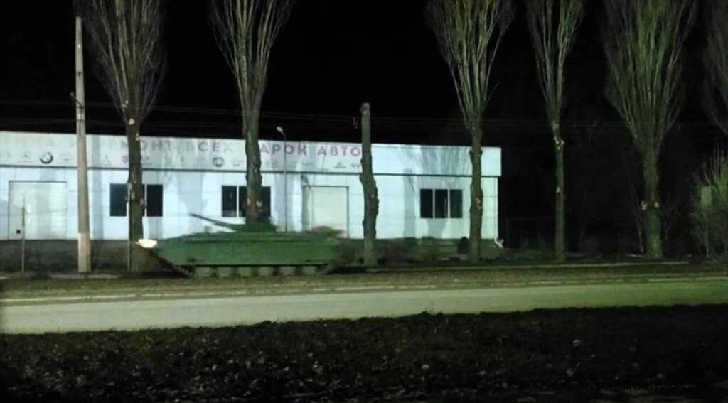 Rus ordusu Ukrayna'nın Lutsk ve İvano-Frankivsk askeri havaalanlarını vurdu