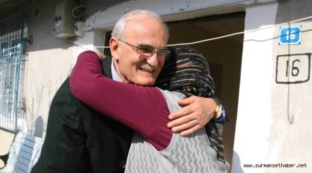Yusuf Ziya Yılmaz ;''Annelik Kelimelerle İfade Edilemeyecek Bir Mertebedir.''