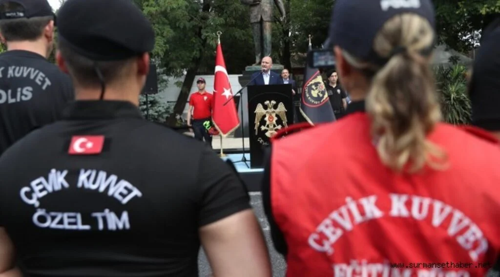 Bakan Soylu polislerle bayramlaştı! ‘Size milletimiz güveniyor’