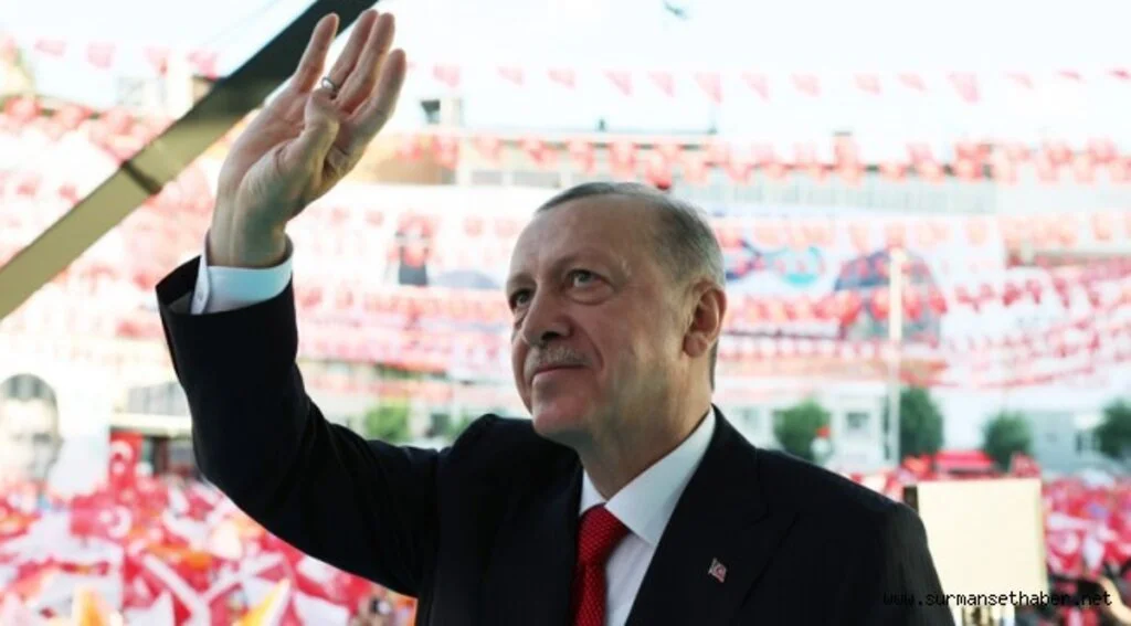 CUMHURBAŞKANI ERDOĞAN: “85 MİLYONUN BİRLİK VE BERABERLİĞİNİ TAHKİM EDİYORUZ”