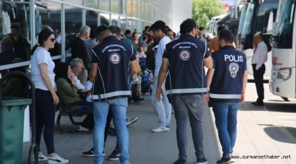 İçişleri Bakanlığı Düzensiz Göç İle Mücadeleye Yönelik Huzur Uygulaması Gerçekleştirildi