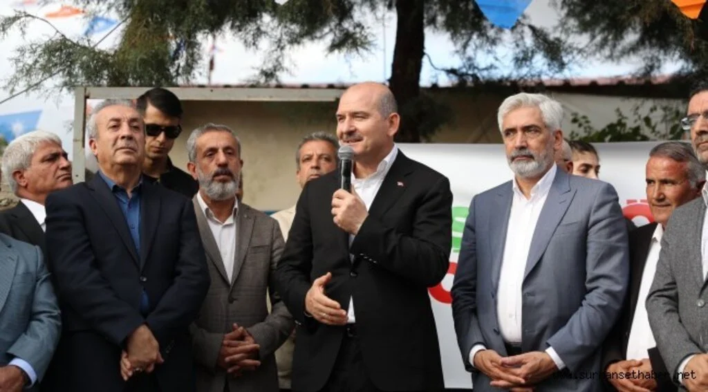 Bakan Soylu: “Ana Muhalefet Partisi Genel Başkanı Kılıçdaroğlu, LGBT’ci çıktı”