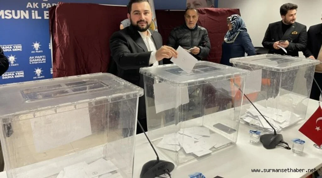 AK Parti Samsun'da İl Başkanlığı Temayül Yoklaması Yapıldı