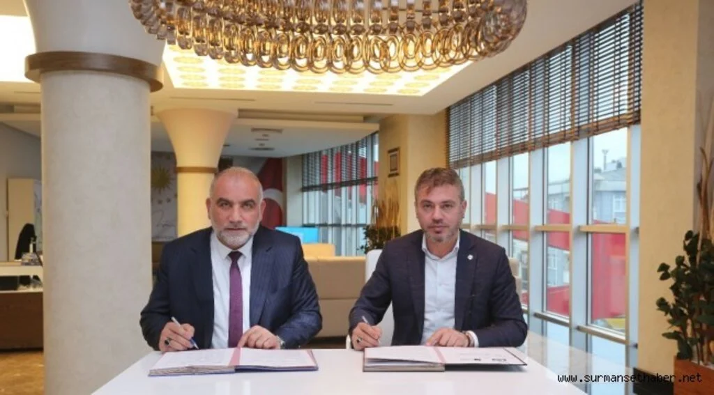 Canik Belediyesi Şiirlerle Gönül Köprüsü Kuruyor