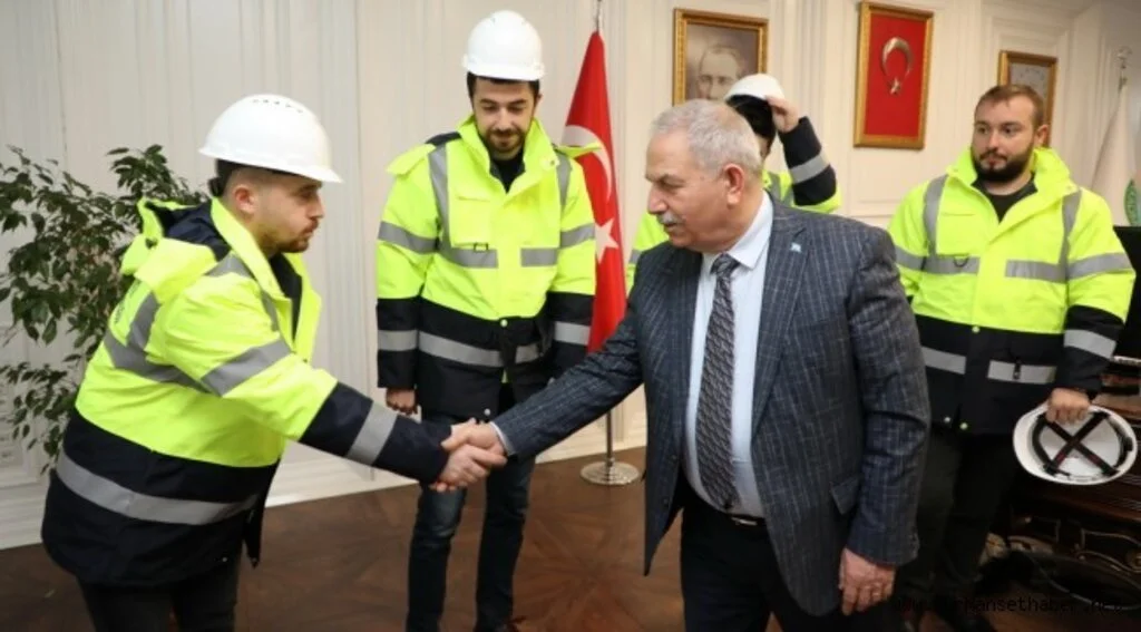 İNŞAAT MÜHENDİSLERİNDEN OLUŞAN TEKNİK EKİP DEPREM BÖLGESİNE YARDIM İÇİN YOLA ÇIKTI