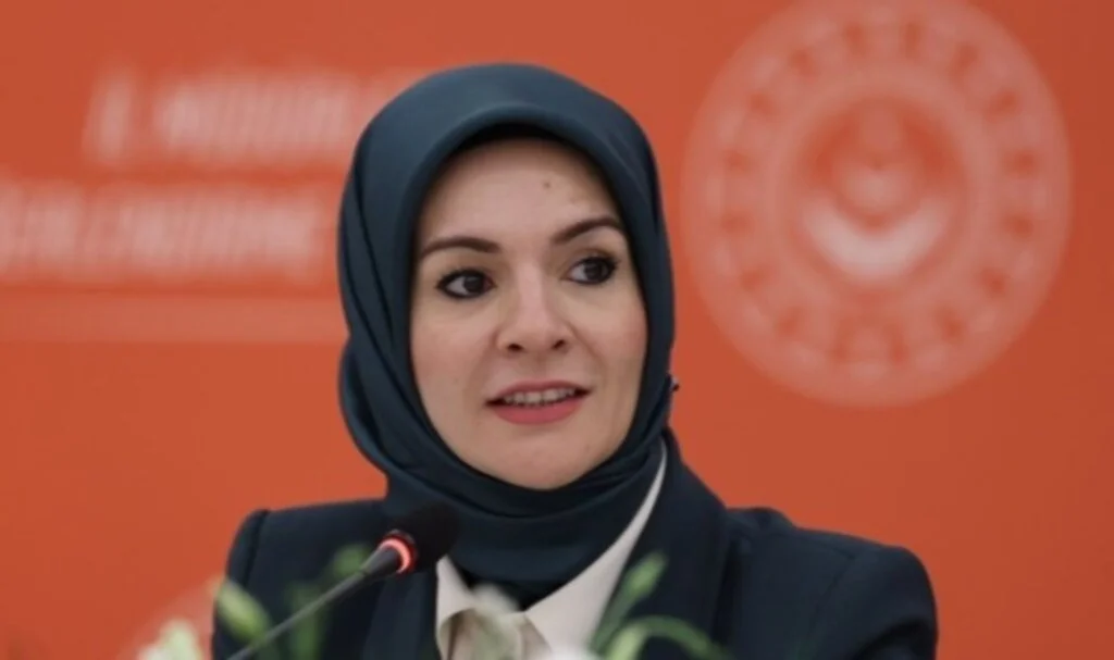 Göktaş: Aralık ayına ilişkin 3 milyar 214 milyon TL tutarınki yaşlı ve engelli aylıklarını hesaplara yatırıyoruz