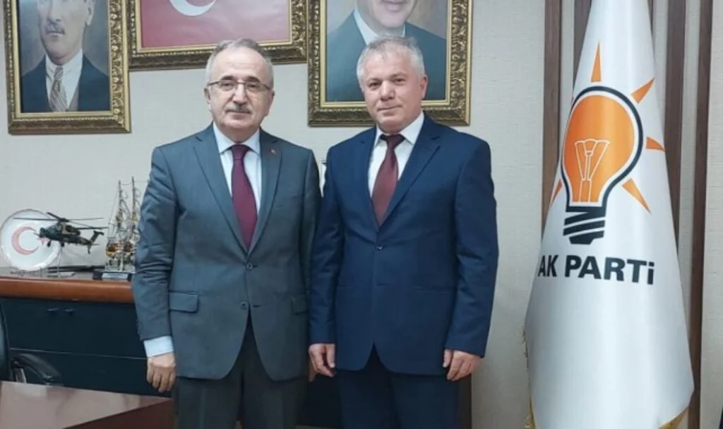 Nurettin KÖSEOĞLU'ndan Ak Parti İl Başkanı Mehmet KÖSE'ye Ziyaret
