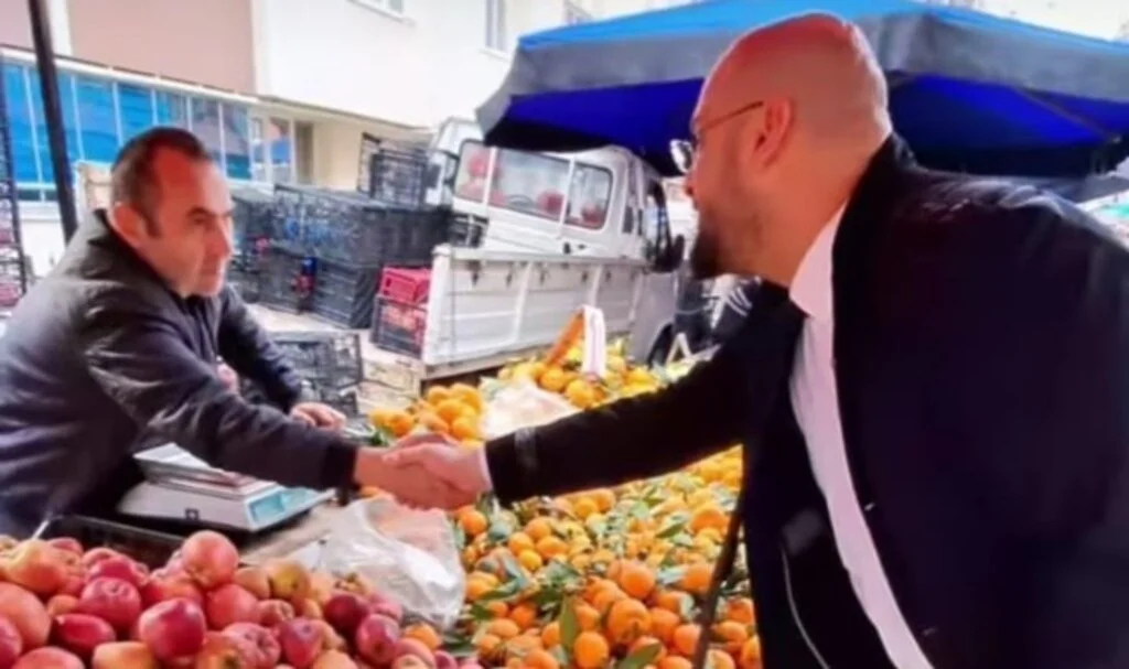Pazarcı: 'Oğlum aday olsa vermem' CHP'li Türkel: 'Seni ikna edeceğim'