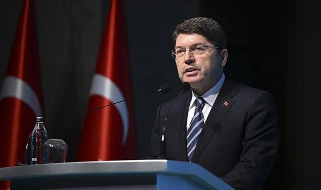 Adalet Bakanı Yılmaz Tunç: ''Anayasa bugüne kadar 184 kez değişti''